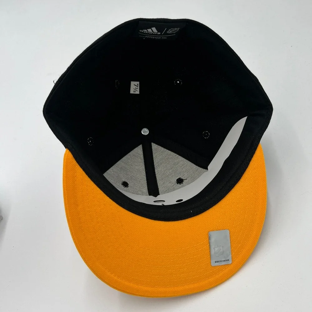 Adidas Pittsburgh Penguins NHL‎ Fitted Hat 7 3/8 Black Yellow Flat Brim Cap